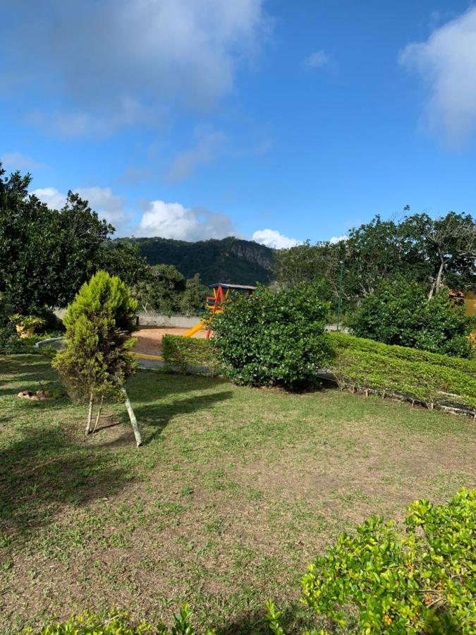 Flat Em Serra Negra - Pe - Condominio Proximo Bodega De Veio, Shows E Eventos เบเซร์โฮส ภายนอก รูปภาพ